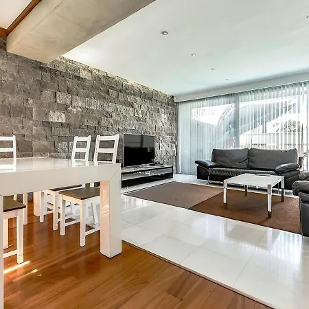 Casa vacanze Vacation With Private Pool And View
